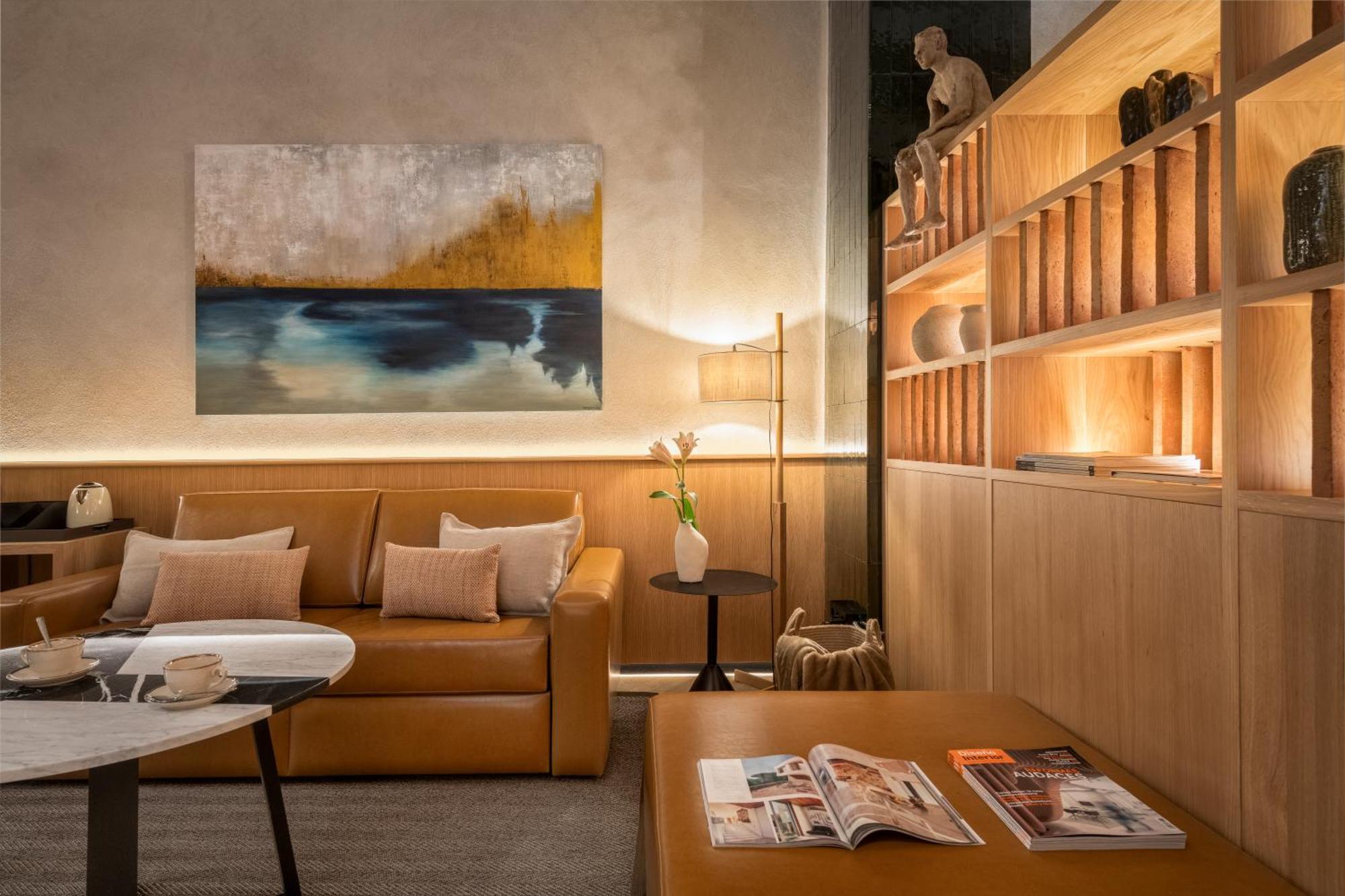 City Center - Avenue Luxury Apartment - Private Free Parking Sevilla Exteriör bild